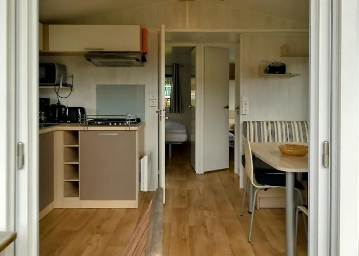 Hébergement de vacances Am Waldrand - Mobilheim Méditerranée Für 4 Personen - Caravelle Neustadt in Holstein